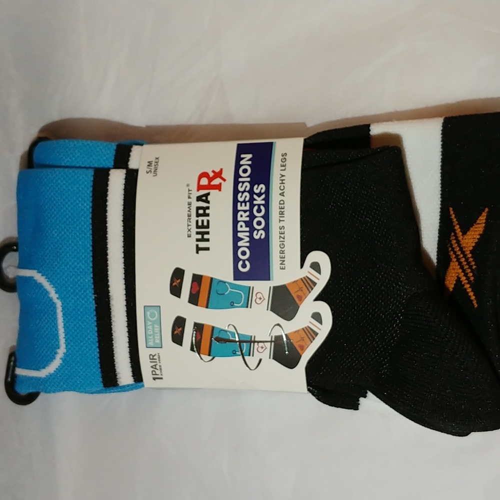 Extreme Fit Unisex Nurse Inspired Knee High Compression Socks - NWOT